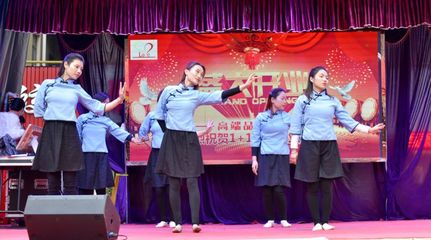 一站式婚慶服務(wù)新體驗(yàn) 1十1婚慶南江店盛大開(kāi)業(yè)